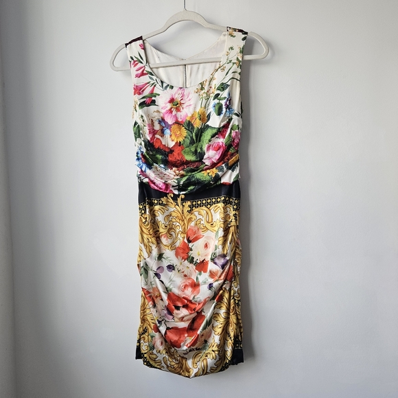 Dolce & Gabbana Silk Floral Bouquet Iconic Sleeveless Rouched Dress - Picture 6 of 15